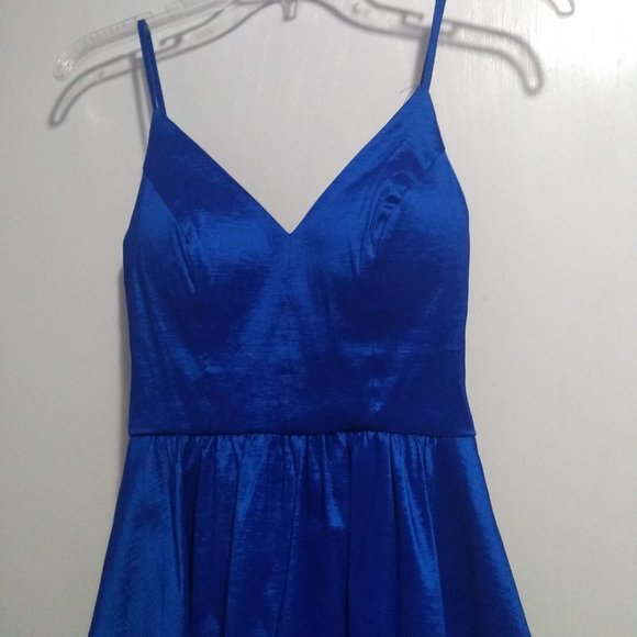 Size 1-2, Blue Prom/Party Dress - Picture 2 of 5